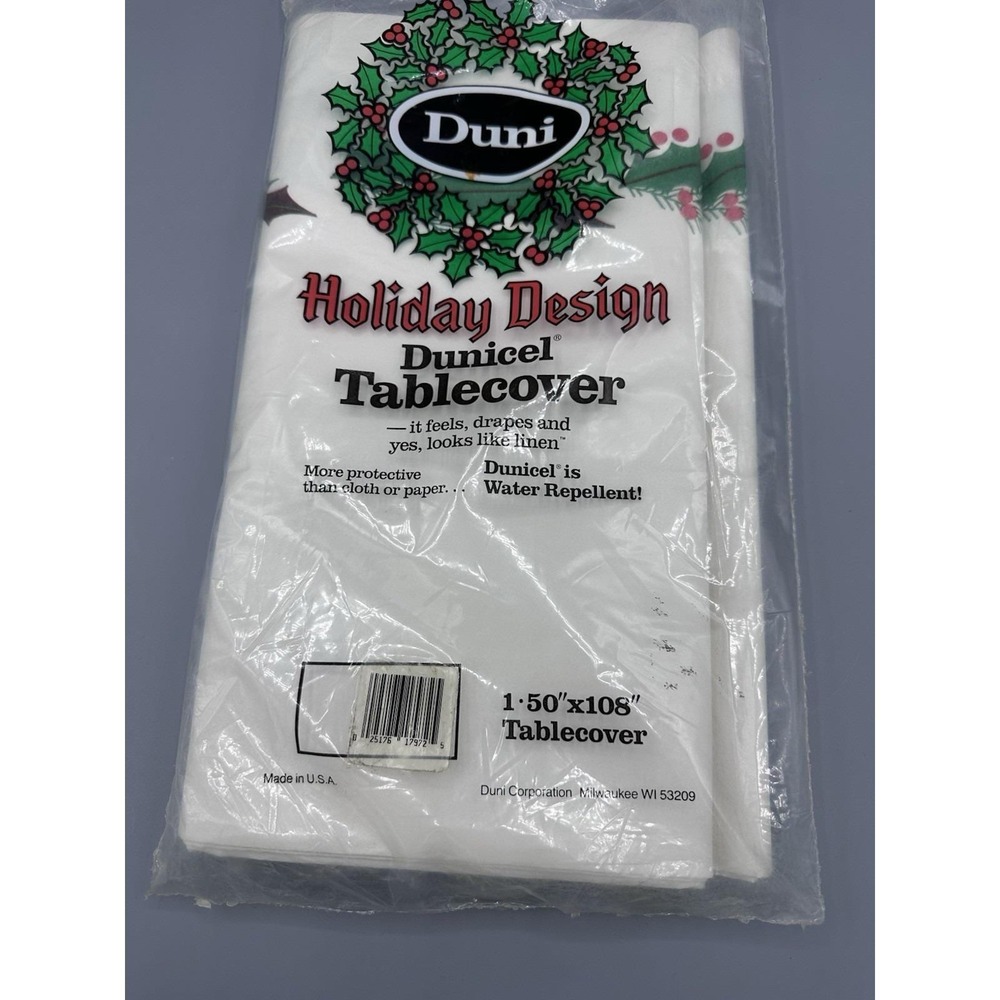 NEW~Duni Holiday Design Tablecover/tablecloth 50"x 108" ~Holly Leaves